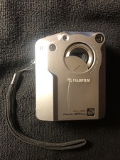 FUJIFILM FinePix 4800Z Camera