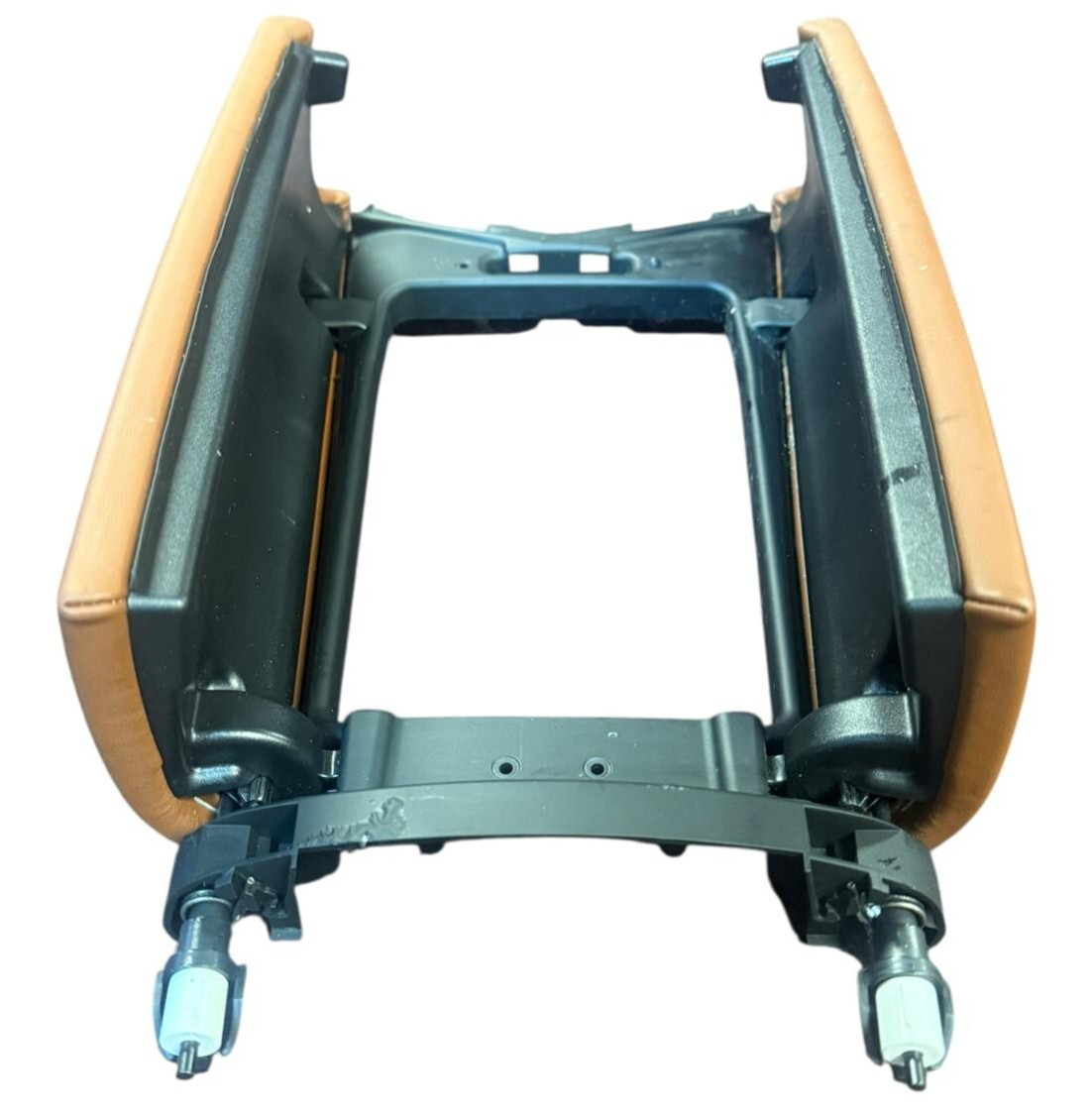 17-22 MASERATI QUATTROPORTE CENTER CONSOLE ARMREST STORAGE COMPARTMENT LID