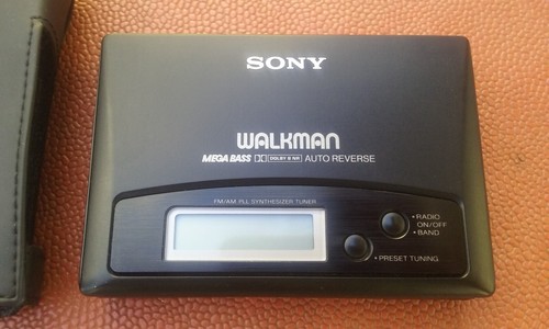 SONY WM-AF605/BF605 Walkman Radio Cassette Player Baladeur* 1990s Made in Japan - Imagen 2 de 13