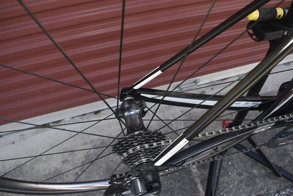 2012 BMC TeamMachine SLR01 Carbon Fiber Road Bike Shimano 2012 BMC TeamMachine SLR01 Carbon Fiber Road Bike Shimano