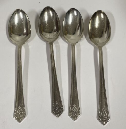54 Piece Set of Vintage 1847 Rogers Bros Her Majesty Flatware with Chest - Picture 7 of 14