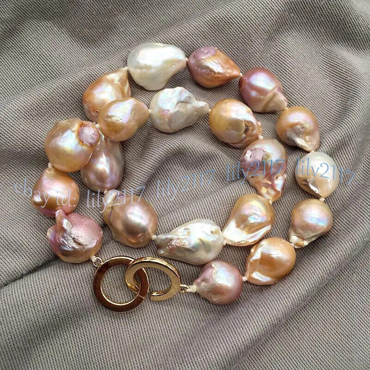 Collana con ciondolo perle moneta barocca mare del sud bianco