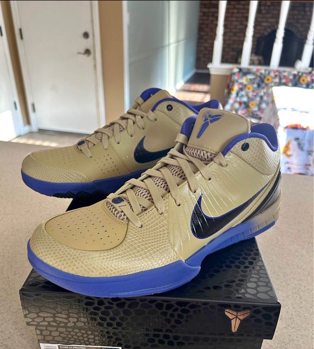 シューズ(男性用) Nike KOBE IV PROTRO NIKE ナイキ コービー 4 プロトロ KOBE IV PROTRO MAMBACITA