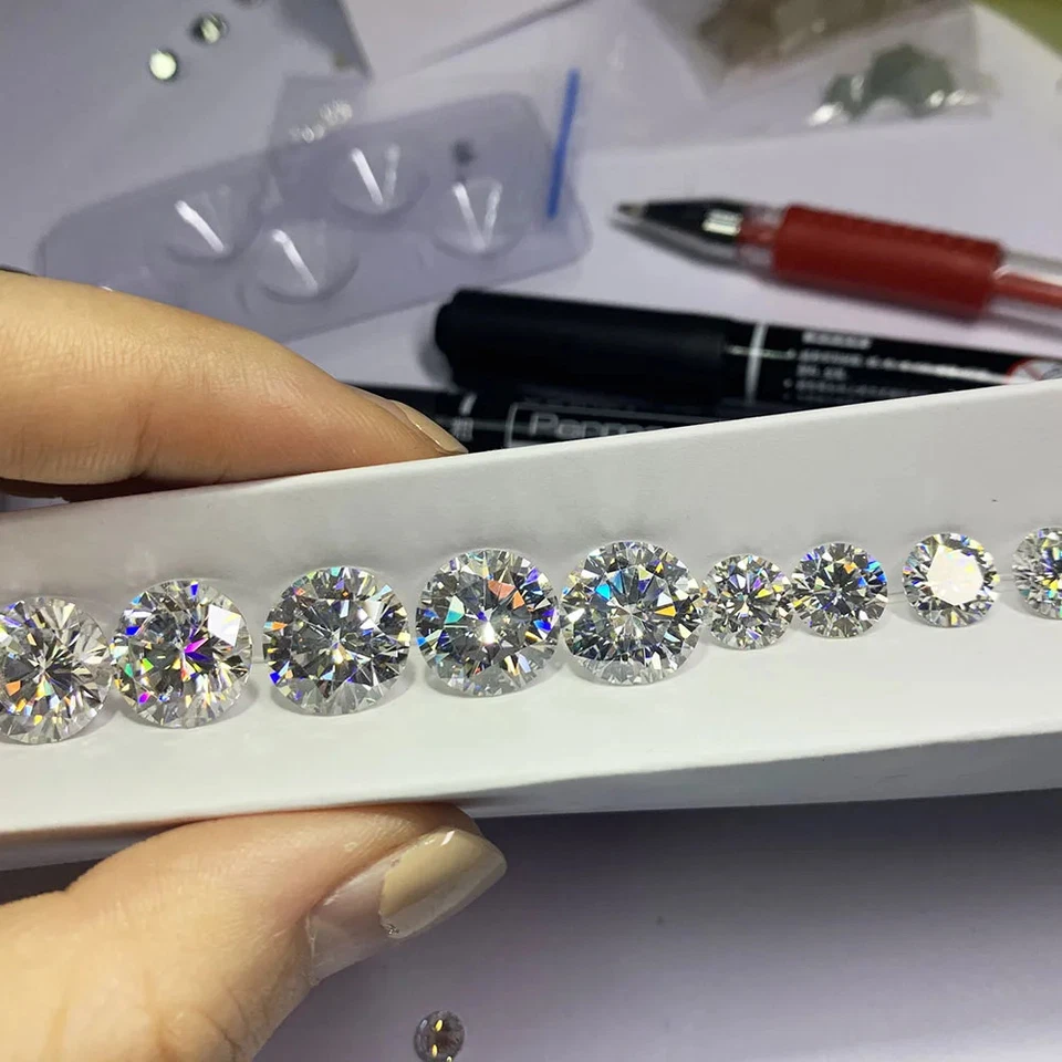 5ct Excellent D Color 11mm Round Cut Loose Moissanite VVS1 GRA Wholesale Price - Image 4 of 4