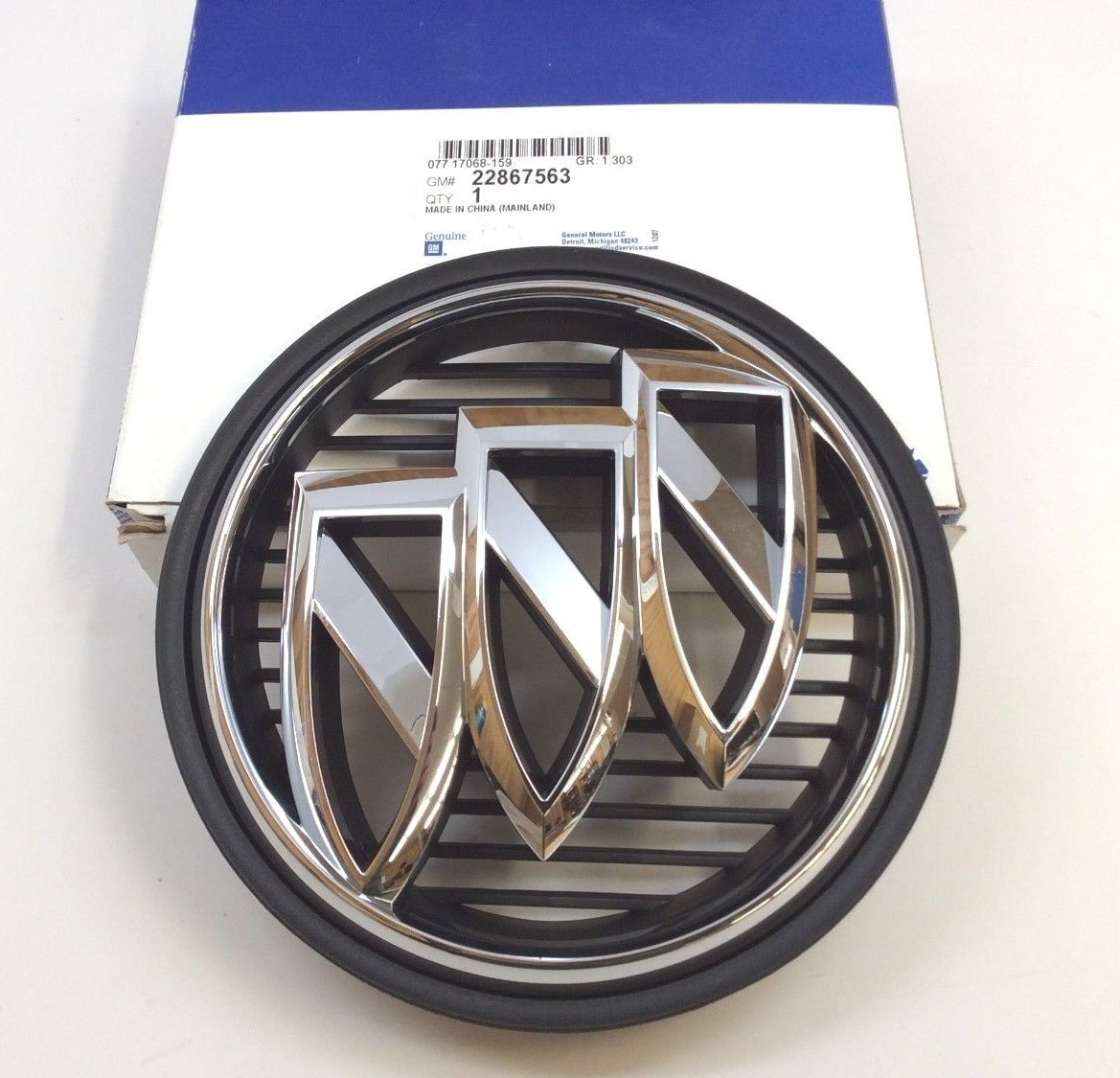 REGAL看板？ 2014-2017 Buick Regal Front Grille Emblem Chrome Tri Shield new