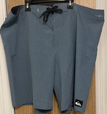 QUIKSILVER Highline Boardshorts Size 40