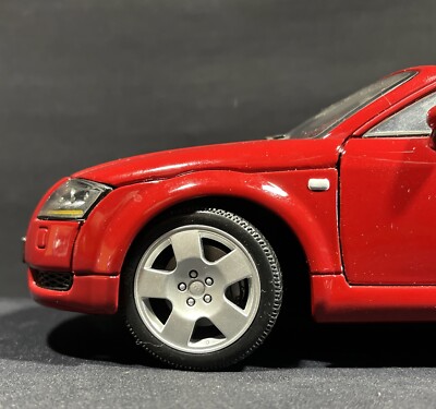 Audi TT Roadster Red Maisto 1/18 Scale | eBay