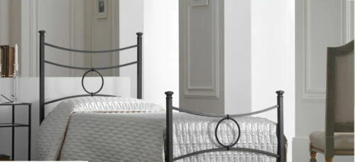 Articoli in ferro battuto per l'arredamento della casa