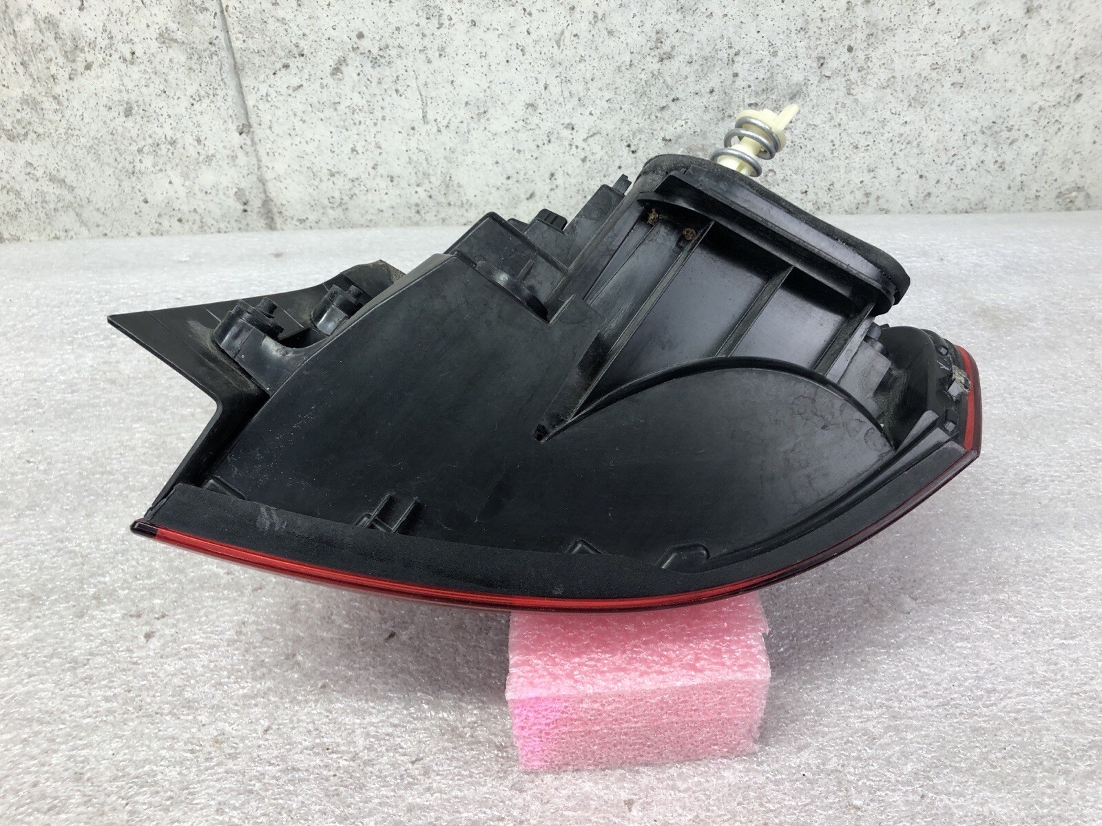 OEM 2016-2019 VW Passat LED Taillight 561945207 - Left | eBay