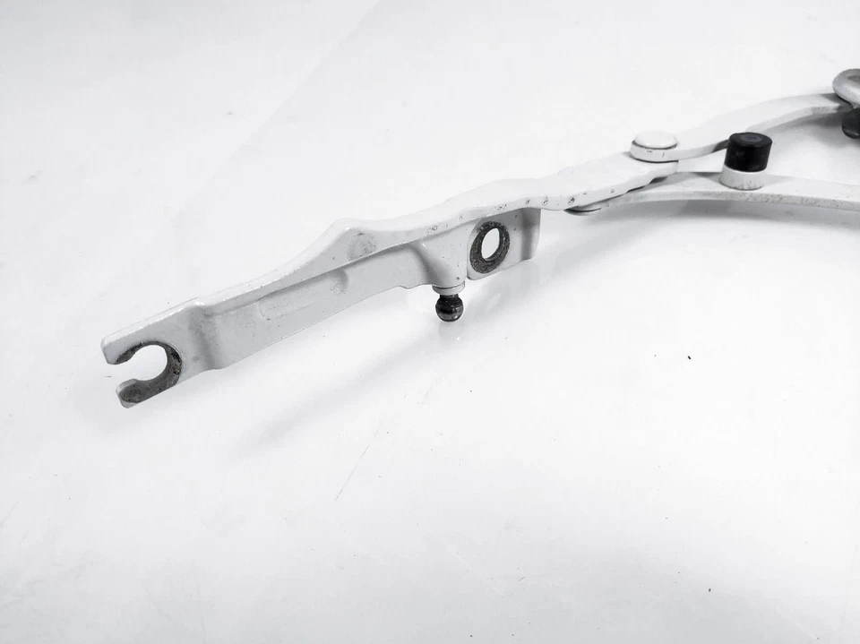 2000 Bmw 328Ci Rear Passenger Trunk Lid Lock Hinge 41-62-7-001-560 *Coupe - Image 3 of 4