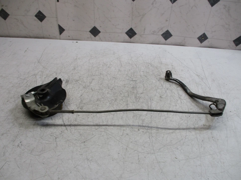 Yamaha yz80 yz 80 1989 89  Rear brake plate pedal. - Image 4 of 4