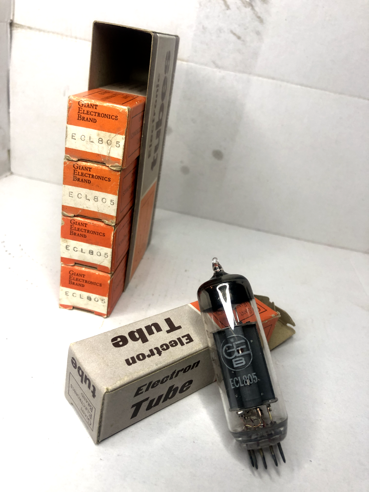 5 Rare Giant Electronics ECL805 Vacuum Tubes Unopened Nov 1978