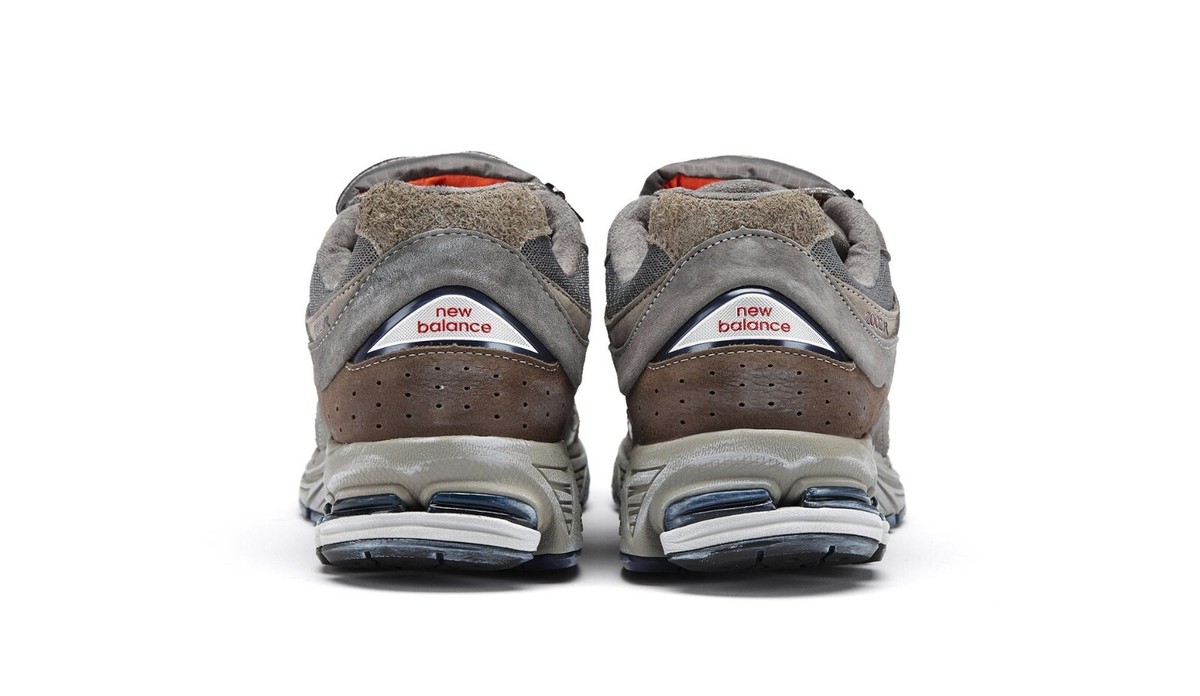 New Balance 2002R Pouch-Castle Gray M2002RVA Men's Size | eBay