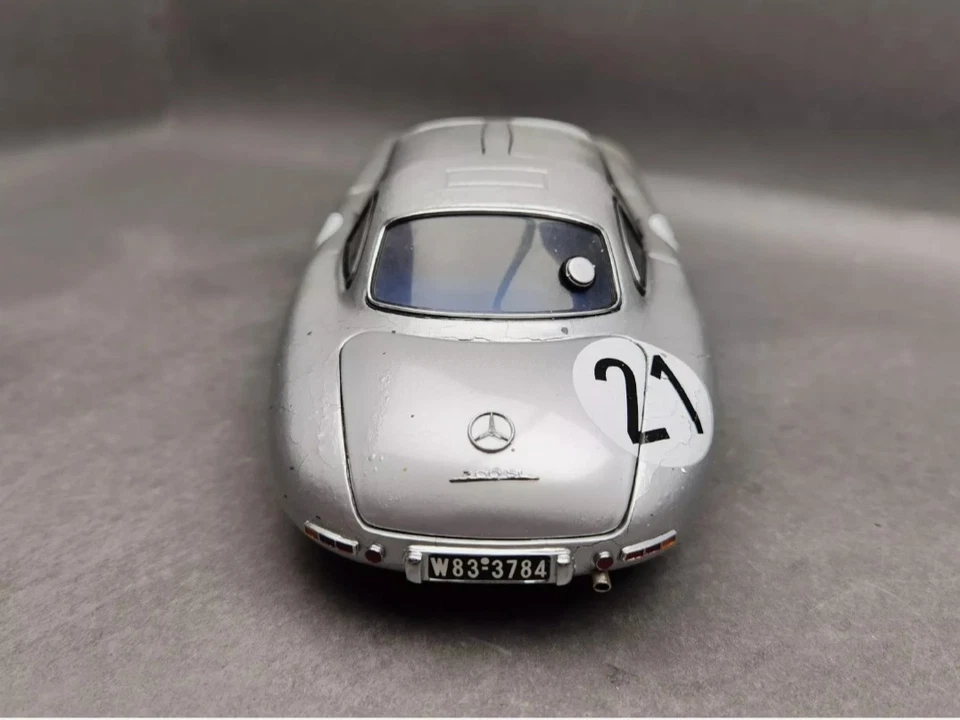 Mercedes 300 SL W194 #21 24H Le Mans 52  Winner 1/18 CMC - Immagine 3 di 4