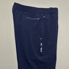 Foto 11 di 15