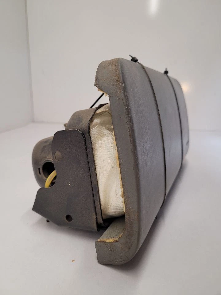 2000-2005 FORD EXCURSION RH Passenger Dash Air Bag 5C3Z25044A74CAA Foto 3 de 4