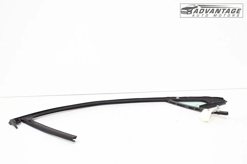 Chevrolet Blazer 2019-2025 puerta delantera izquierda ventana sello resistente a la intemperie con vidrio OEM Foto 3 de 4