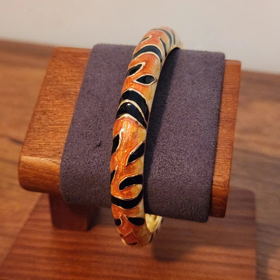 Brazalete Brazalete Firmado Kenneth Jay Lane 2006 Naranja Rayas Esmalte Bisagras Foto 2 de 4