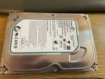 Seagate Barracuda 7200.12 ST3320418AS 320 GB SATA2 16MB HDD 8,9cm (3.5 Zoll)