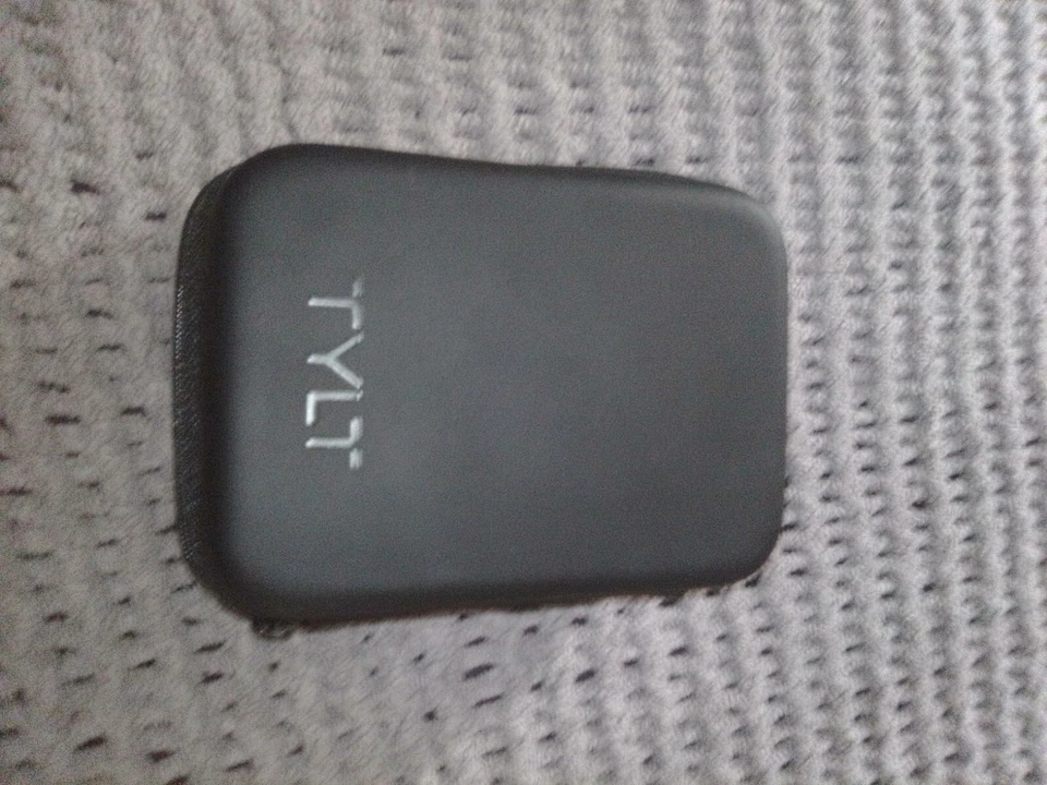 Tylt Power Bank Never Used - Image 4 of 4