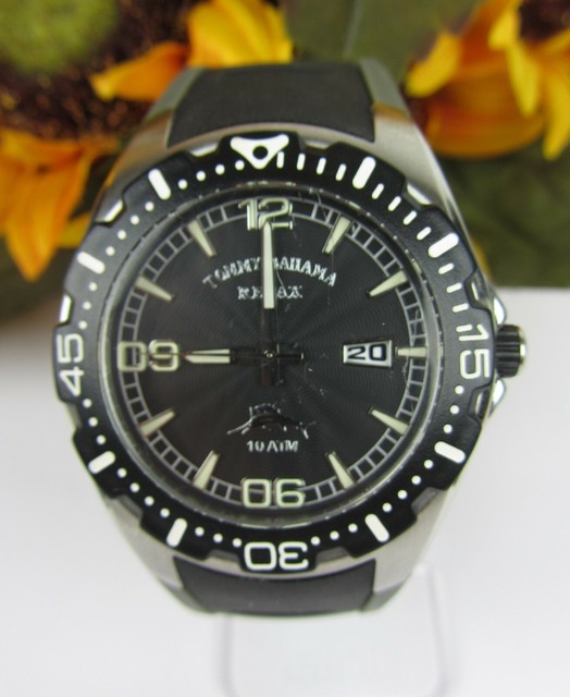 gigi hadid tommy hilfiger coat