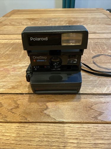 Polaroid One Step Close Up 600 Instant Film Camera with Strap Working B1 - Picture 3 of 6