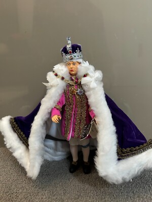  Sammlerpuppe King George VI - Krönung Peggy Nisbet - Handarbeit mit Regalen