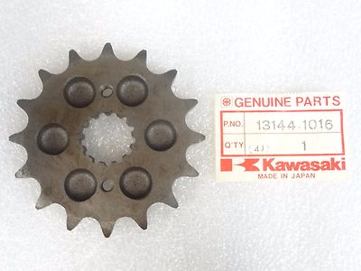 Kawasaki NOS NEW 13144-1016 Engine Sprocket 16T KZ KZ550 GPz LTD