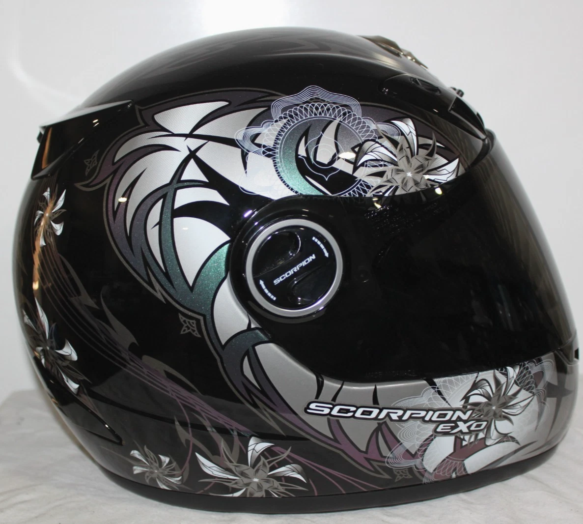 scorpion exo 1100 preciosa womens helmet Eclipse Full Face Matte Black Sm GT SP AIR Touradven helmet also features an anti Review: Scorpion EXO 1100 Helmet