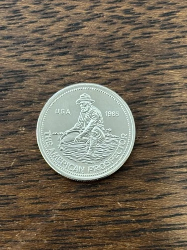 1985 Engelhard Prospector 1/4 oz Silver Round .999 RARE !!  Amazing BU Condition
