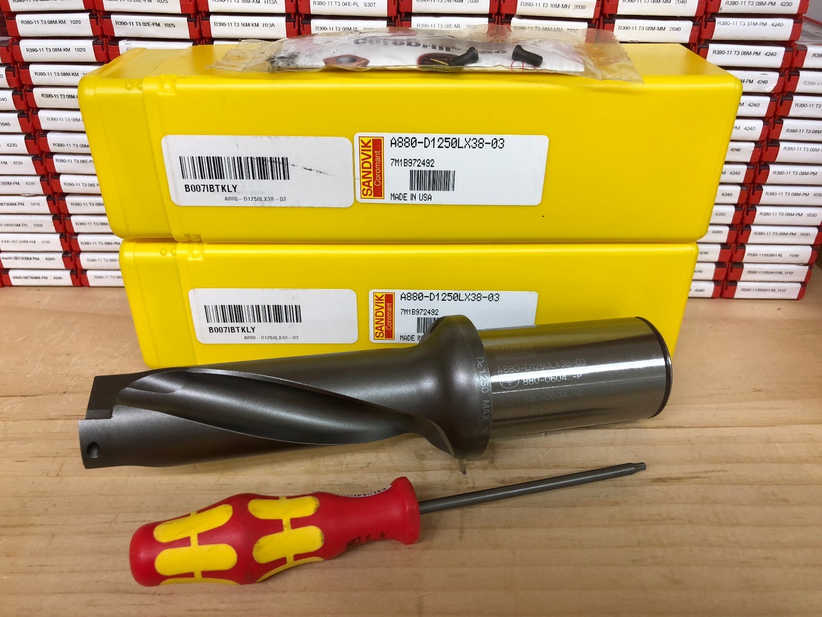 Authentic A880 D1250LX3803 SANDVIK CORODRILL 880 Falak Tayyeb