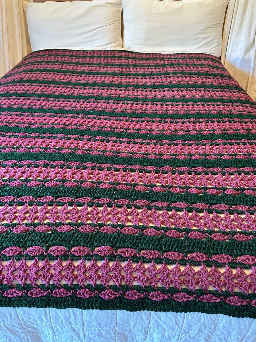 Crochet Handmade King Size Afghan Blanket 102 x 76 Christmas