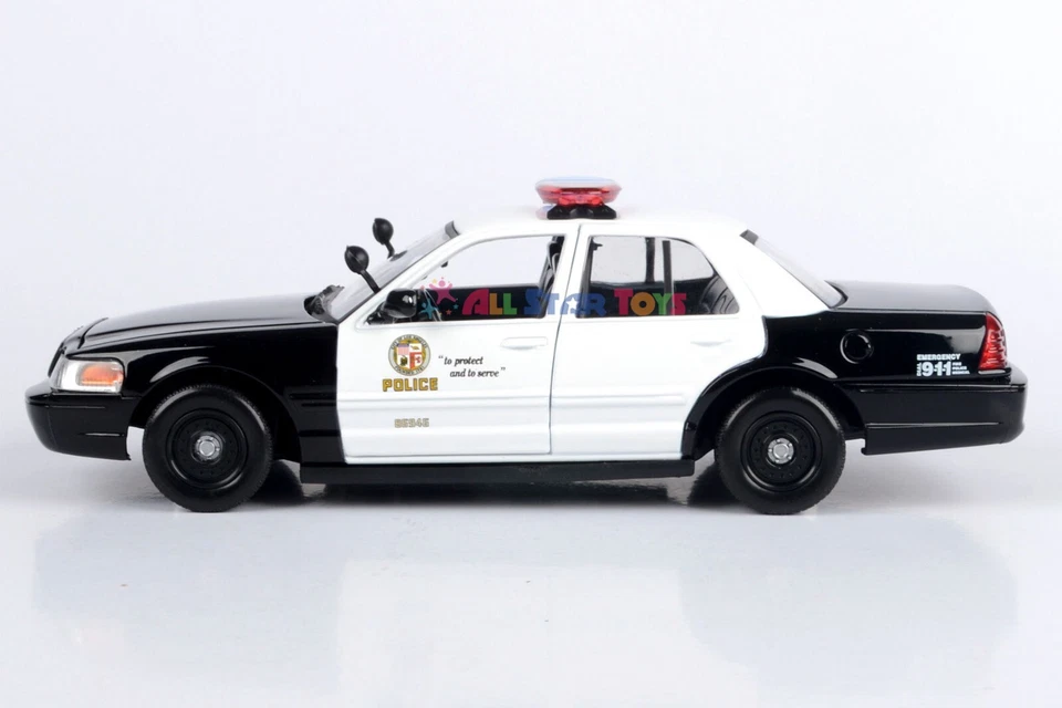 2010 Ford Crown Victoria 1/24 LAPD Los Angeles Police Department Motormax 76946 - Image 3 of 4