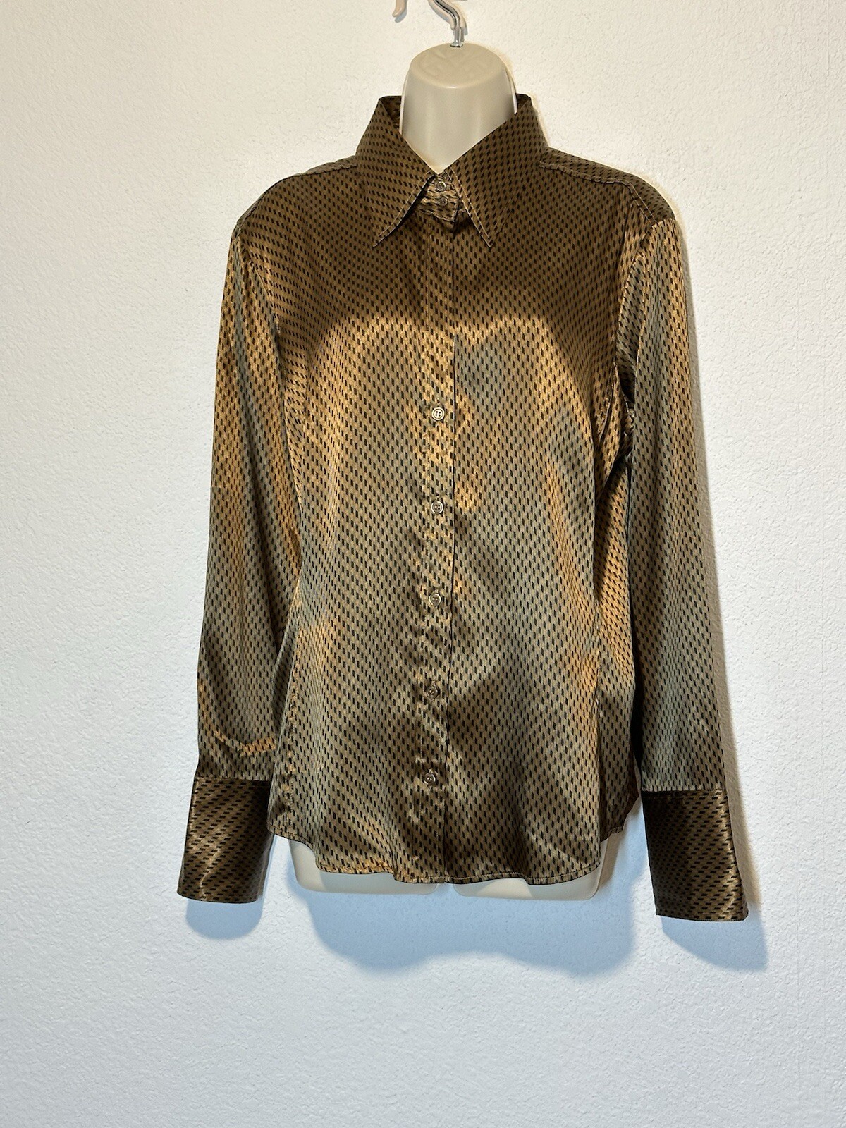New York & Co. Stretchy Satin Soft Long Sleeve Blouse Shirt Sz XL Bronze