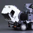 Foto 7 di 8