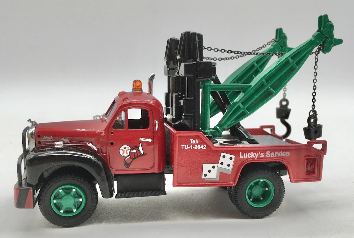 City of New York Police 1960 Mack Model B-61 Tow Truck - Texaco Toys Plus