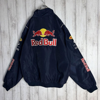 ゆ❗️Red Bull レーシングジャケット　マルチ刺繍　ロゴ入り　XL Rare] Red Bull racing jacket with multi-embroidered Size XL