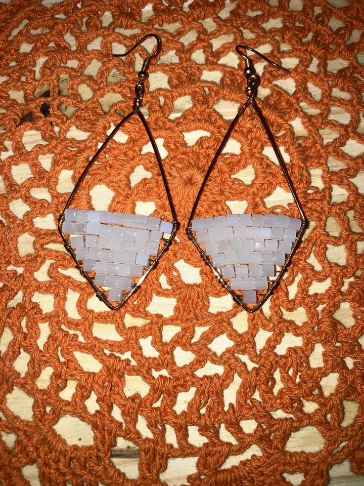 PENDIENTES PERFORADOS ARTESANALES HECHOS A MANO COBRE ARTE TRIÁNGULO GOTA ABULÓN 3,5” Foto 4 de 4