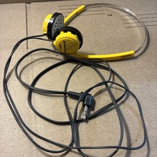 Sanyo Sportable SPT-1500 Walkman AM FM Radio Cassette Tape Player Headphones