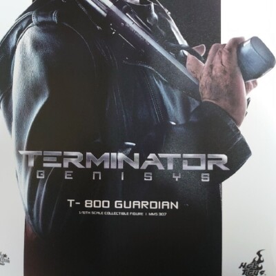 Hot Toys MMS307 TERMINATOR GENISYS T-800 GUARDIAN 1/6 scale figure