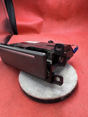 2005-2011 OEM Cadillac STS Front Lower Dash Ashtray & Coin insert - Picture 4 of 9