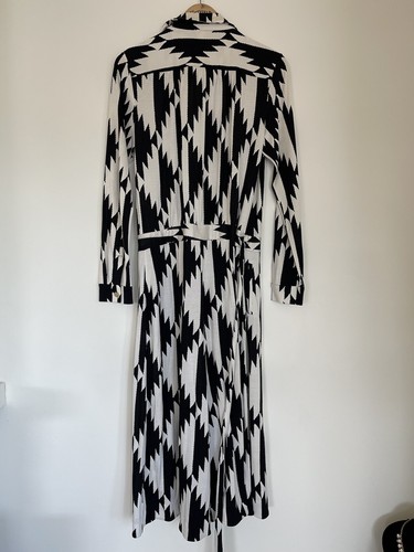 DIANE VON FURSTENBERG Silk Button Up Wrap Jumpsuit Black/White Size 12 - Picture 5 of 8