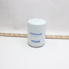 Premium Guard Oil Filter Replacement 1.56"L x 1.56"W x 4.92"H PG2500