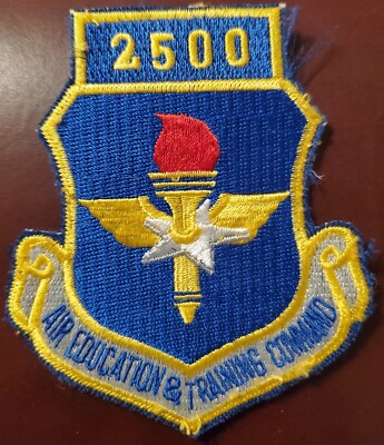 AIR EDUCATION & TRAINING COMMAND 2500hrs Patch USAF AIR FORCE COLOR FLIGHT DRESS