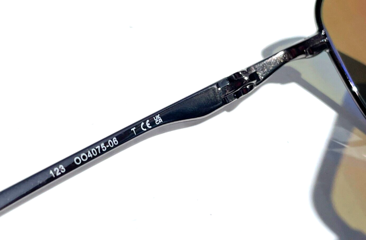 Oakley SQUARE WIRE Titanium Silver w POLARIZED Galaxy Blue Oakley SQUARE WIRE Titanium Silver w POLARIZED Galaxy Blue