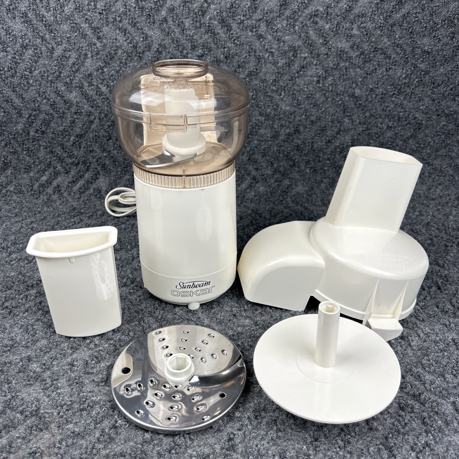 Sunbeam Oskar 14181 Food Processor w Salad Chute Accessories Vtg Tested Working