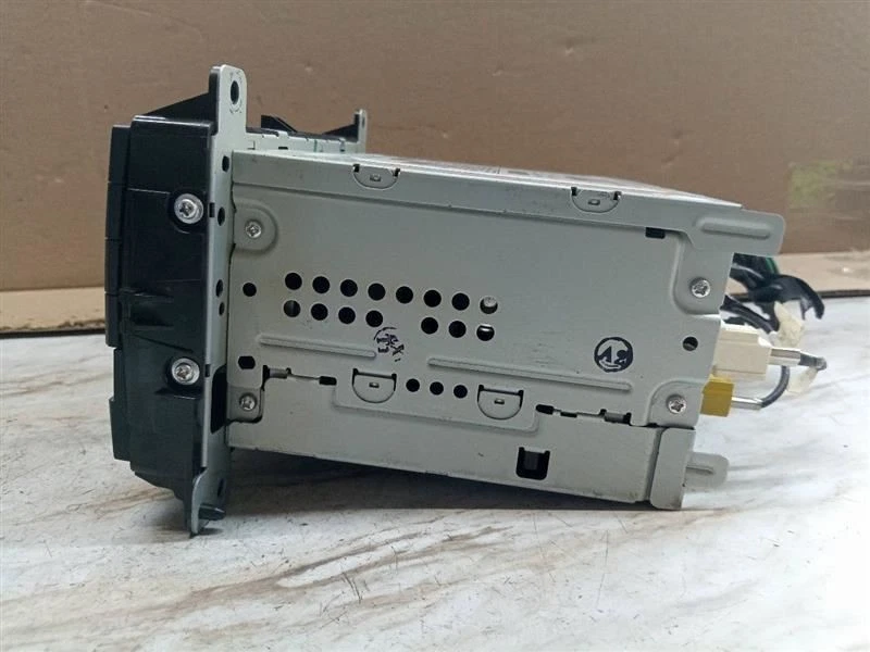 Jeep Grand Cherokee 2012 radio AM FM listo para satélite pantalla táctil P05091188AD Foto 3 de 4