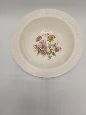 Homer Laughlin "TH6" 9 7/8 Inch Vegetable Bowl