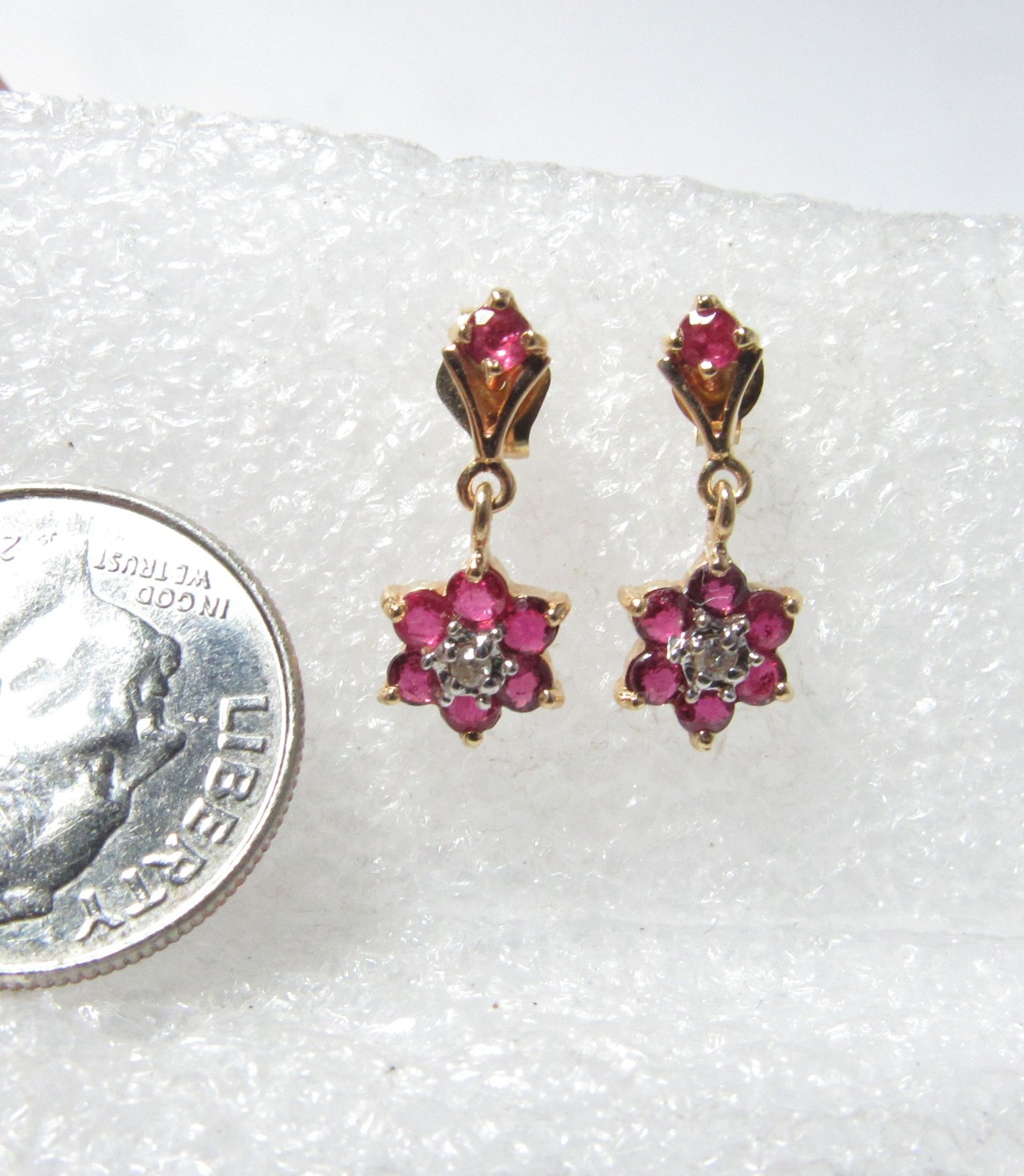 SOLID 14K GOLD DANGLE/ DROP EARRINGS WITH RED NAT… - image 2