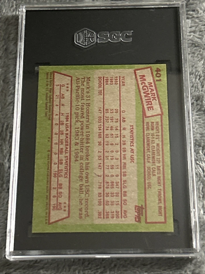 Topps Mark McGwire #401 (RC) 1985 SGC 8,5 Foto 2 de 2
